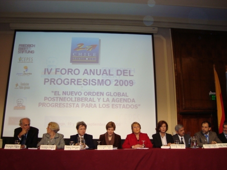 Mesa de Abertura do  "IV Foro Anual Del Progresismo".